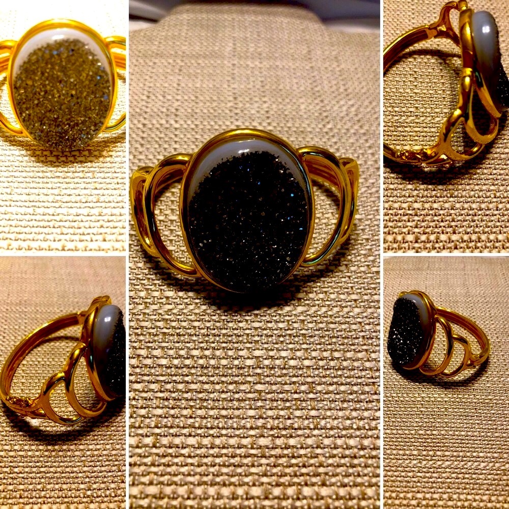 Bracelet ๐ป - Picture 3 of 3